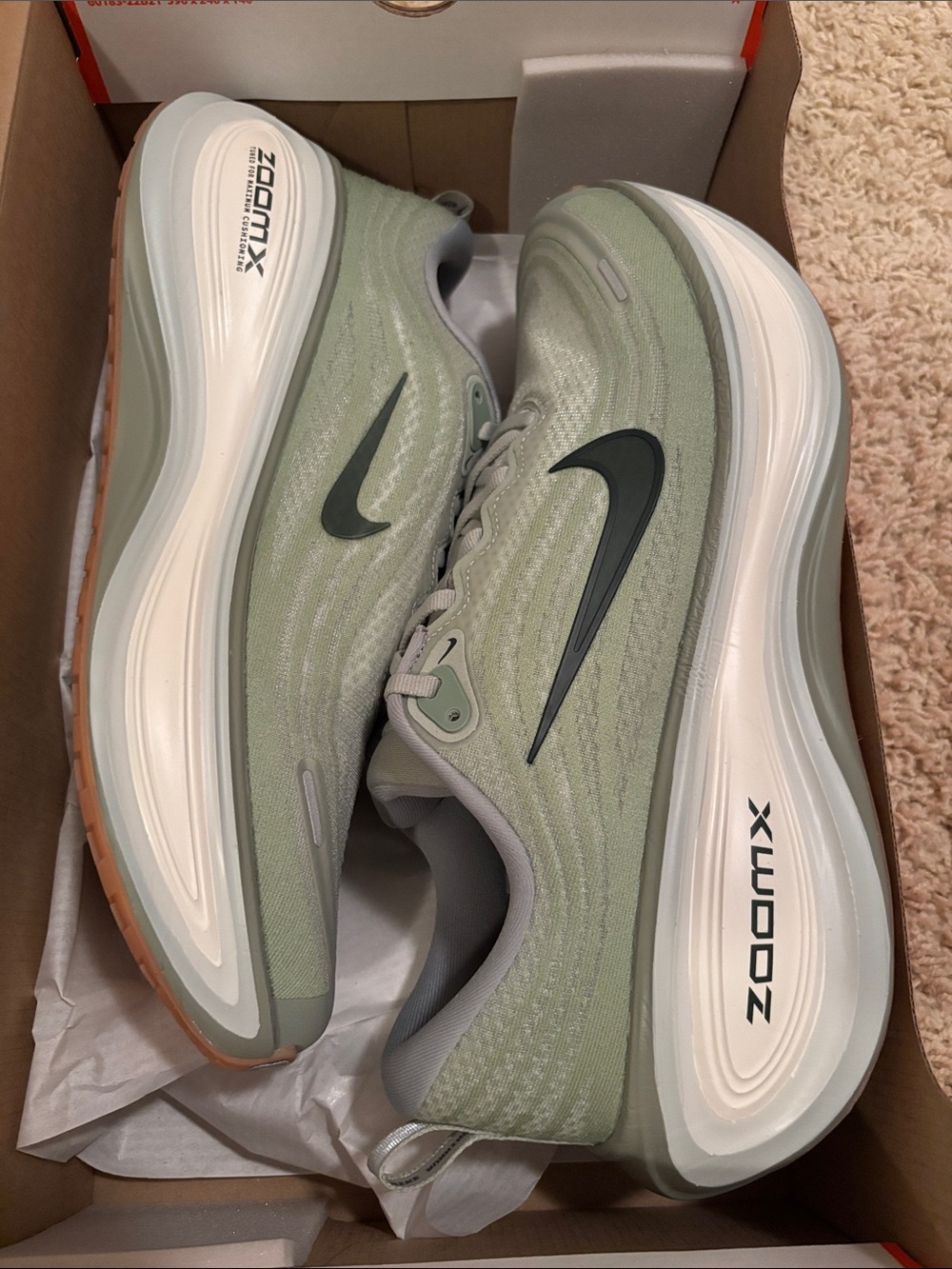 Nike Vomero Plus Running Shoes